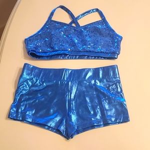Dance/gymnastics crop top and booty shorts